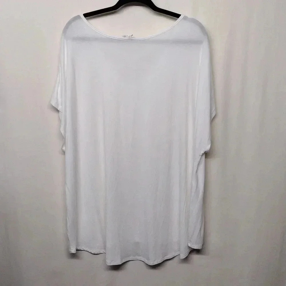 Cato White T-shirt - Picture 10 of 10